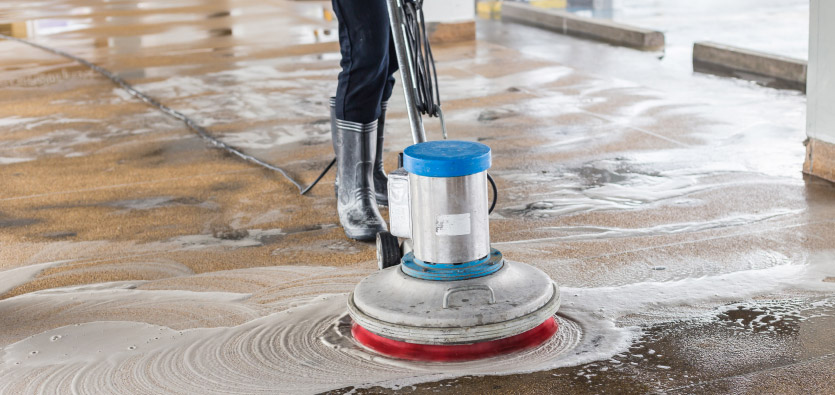 تمیز کردن کفپوش بتنی